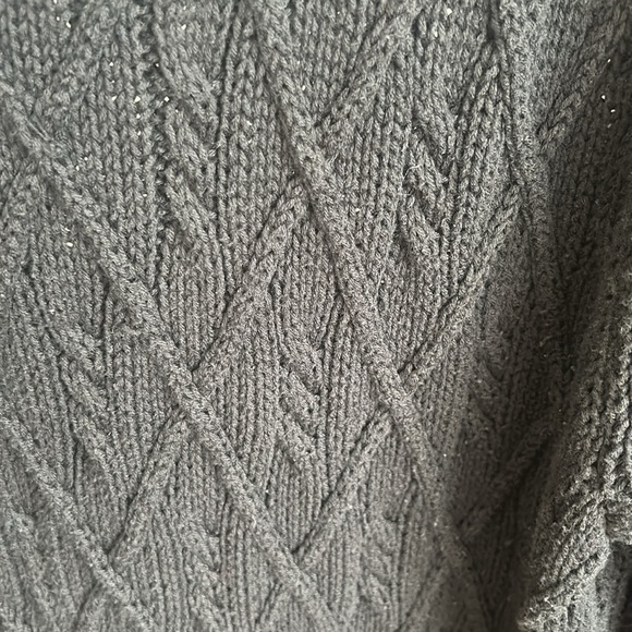 Women’s Cable knit Plus Size Sweater Size 18/20 - Picture 4 of 5